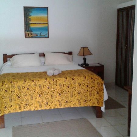 Pensao Residencial Reggio Emilia Hotel Pemba Kültér fotó
